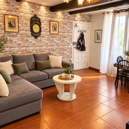Apartment Du Bonheur Au Bord De Menton