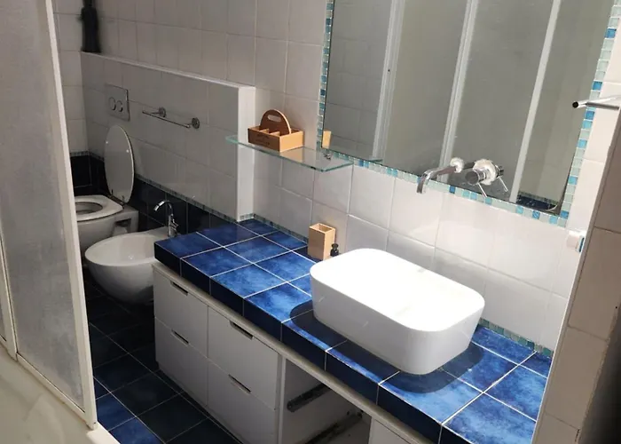 Du Bonheur Au Bord De * Mentone